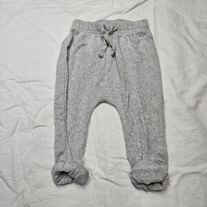 Old Navy Gray Joggers with Relaxed Fit